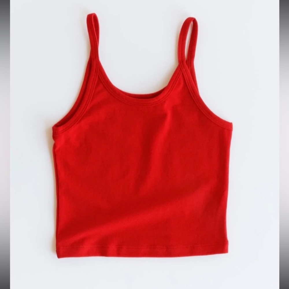 Arq Cropped Tank Top in Red size small